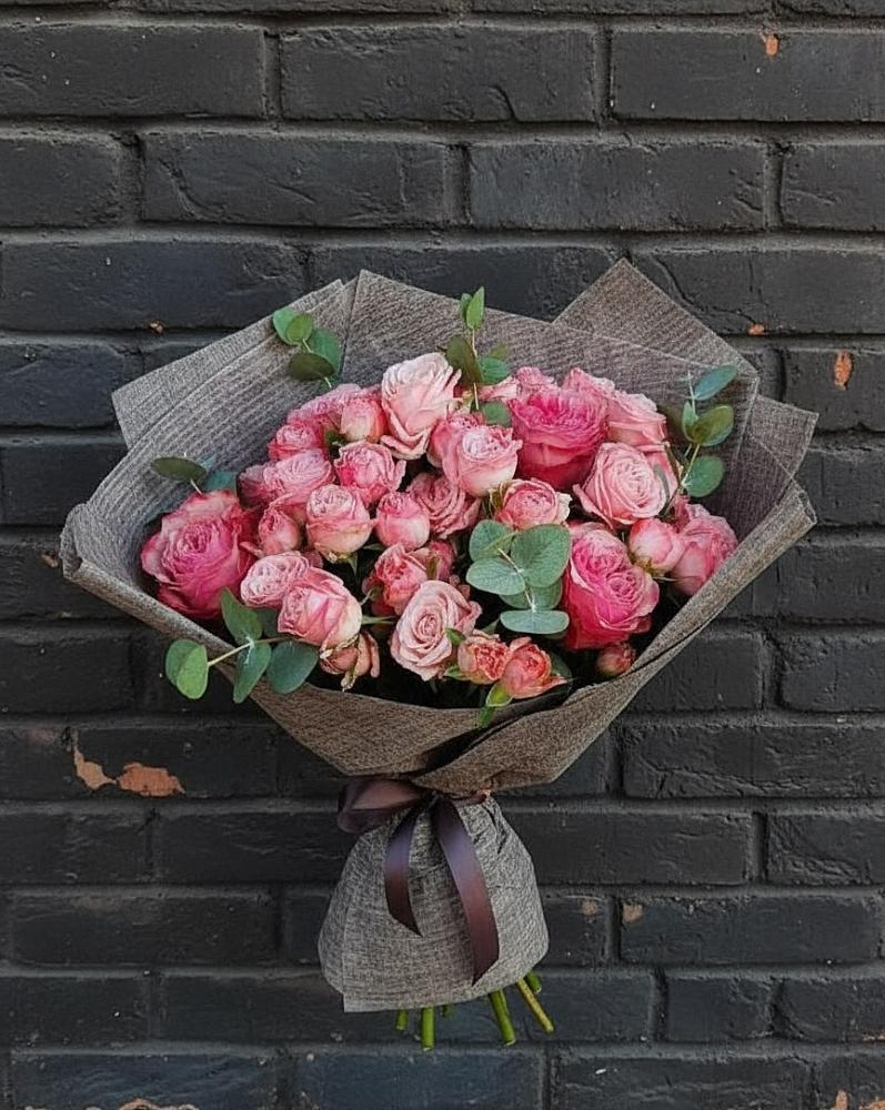 Букет цветов из: Розы в Мингрельской