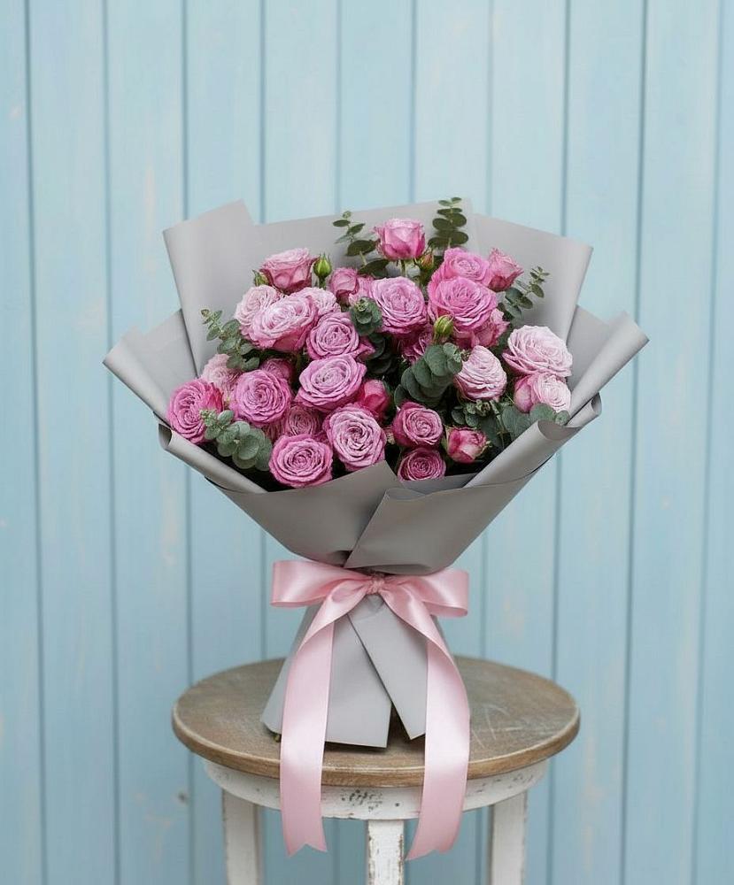 Букет цветов из: Розы в Мингрельской