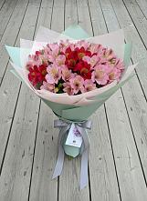 Букет цветов из:  Альстромерии в Мингрельской