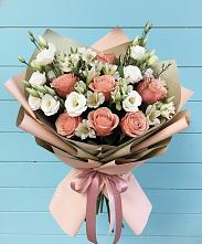 Букет цветов из:  Розы, Альстромерии и Лизиантусы в Мингрельской