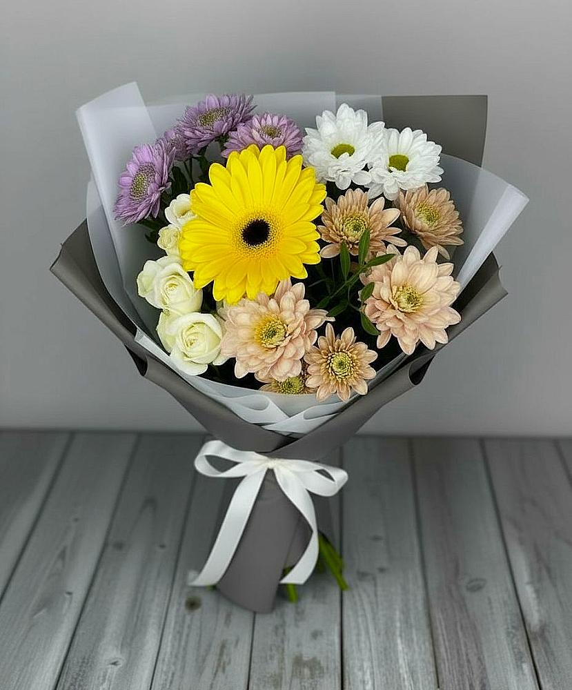 Букет цветов из: Розы, Герберы и Хризантемы в Мингрельской