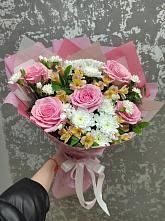 Букет цветов из:  Гвоздики, Орхидеи и Розы #REPLACE_PRED# Мингрельской