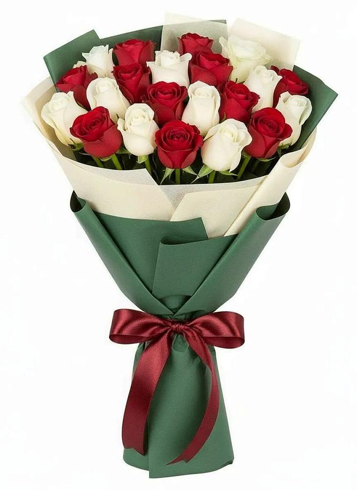 Букет Микс из красных и белых роз в Мингрельской