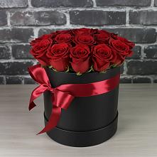 Цветочная композиция из Розы в шляпной коробке в Мингрельской