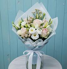 Букет цветов из:  Розы и Лизиантусы #REPLACE_PRED# Мингрельской