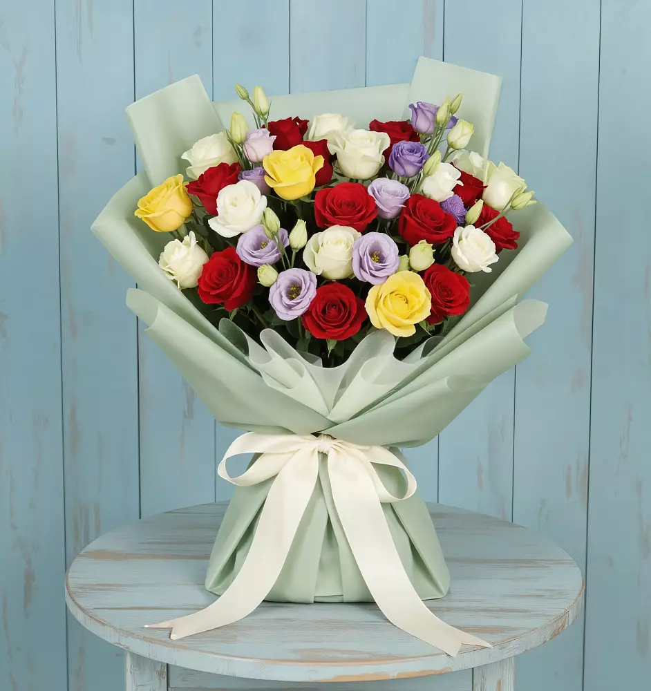 Букет цветов из: Розы в Мингрельской