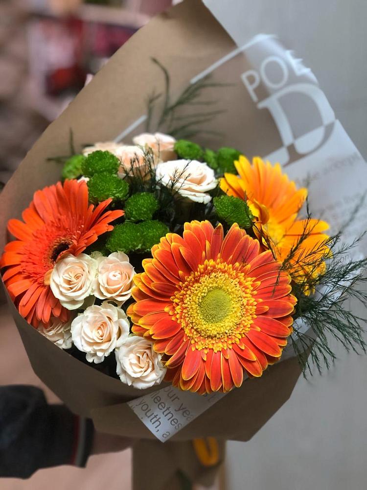 Букет цветов из: Герберы, Хризантемы и Розы в Мингрельской