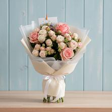 Букет цветов из:  Розы в Мингрельской