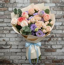 Букет цветов из:  Розы, Лизиантусы и Гвоздики в Мингрельской