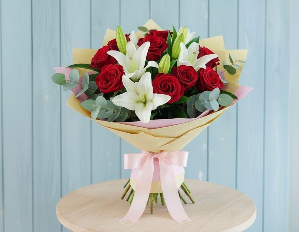 Букет цветов из: Лилии и Розы в Мингрельской